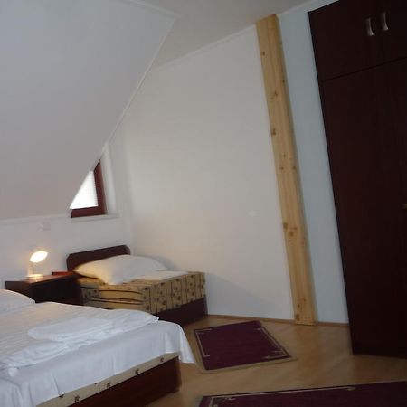Aba Vezer Vendeghaz Hotel Abaújszántó Buitenkant foto