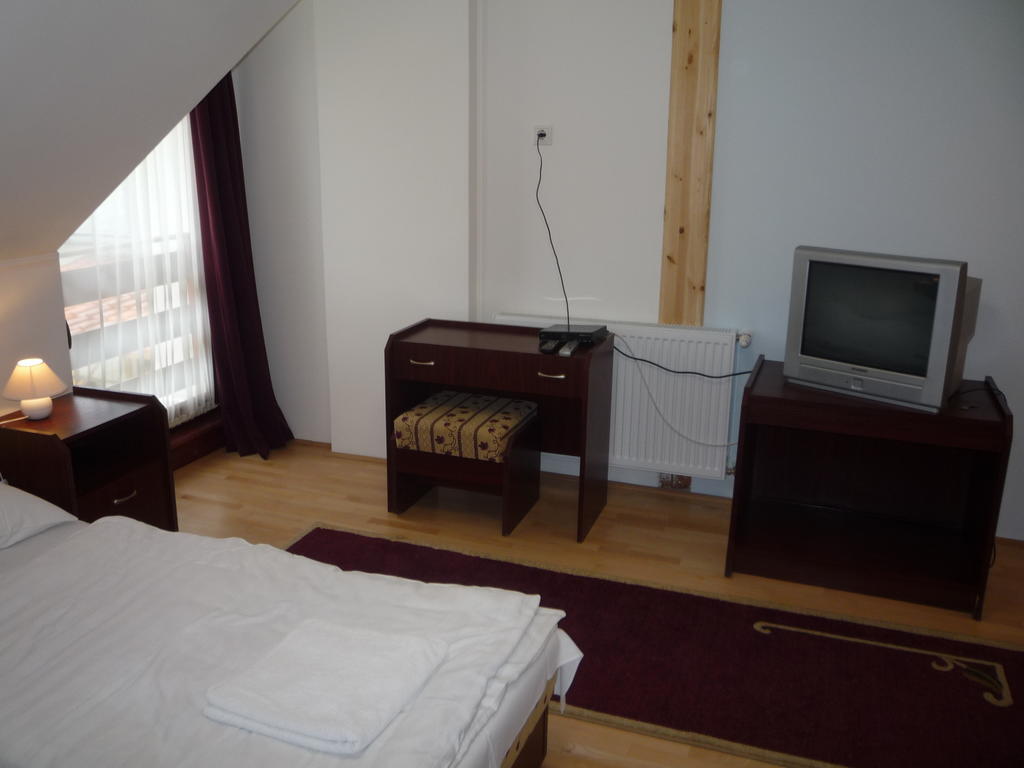 Aba Vezer Vendeghaz Hotel Abaújszántó Buitenkant foto